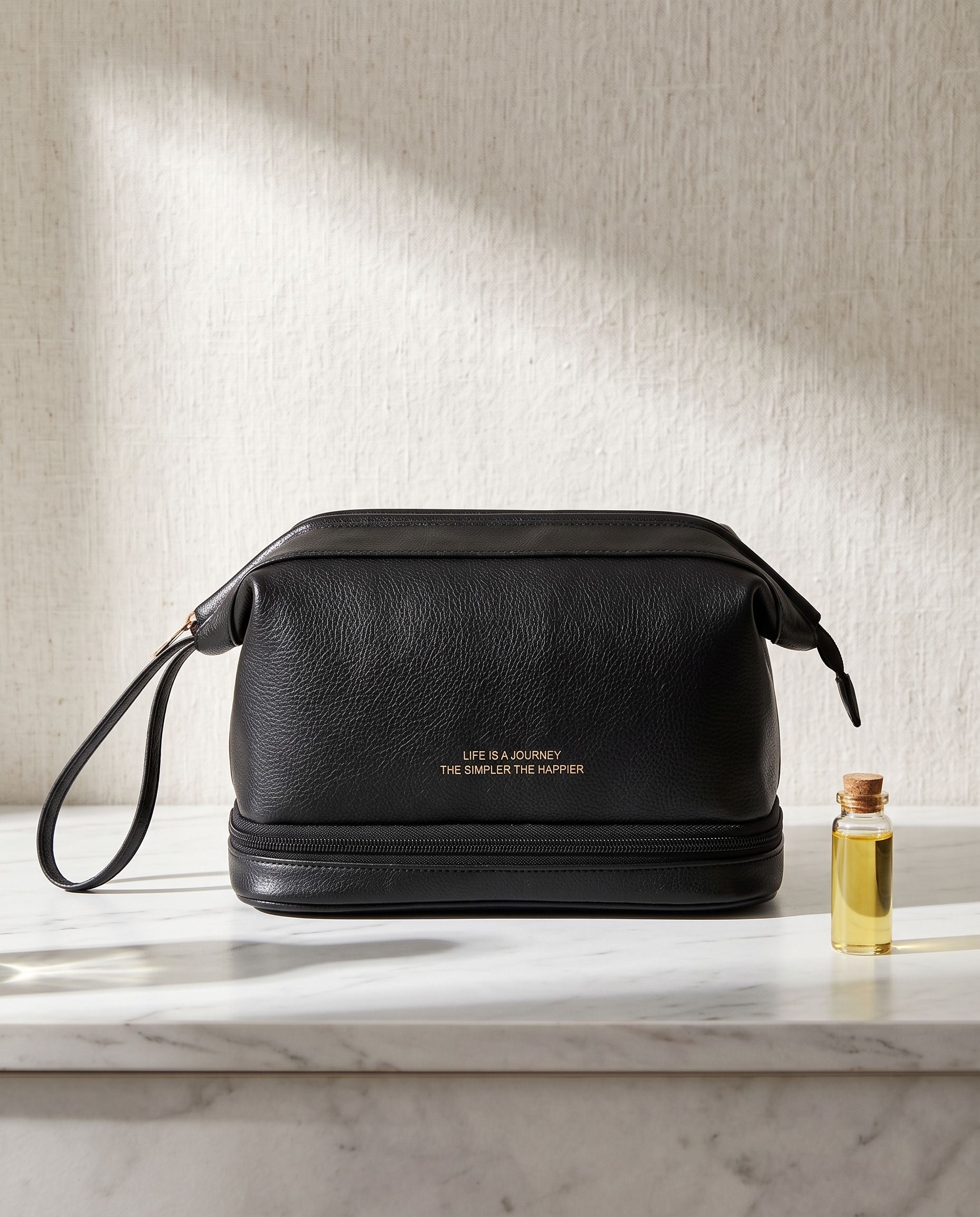 Kaali & Co.: Large Capacity Cosmetic Travel Bag